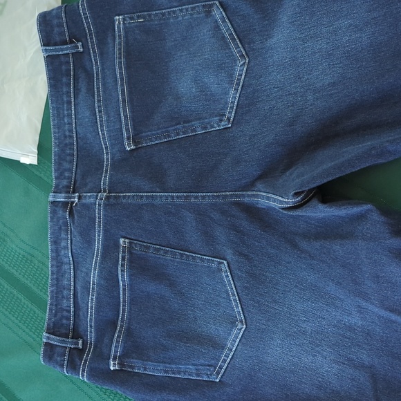 Halara Mid Rise Petite Jeans - Picture 7 of 11